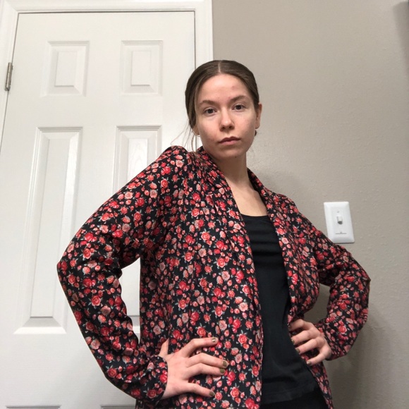 Light Floral Blazer - Picture 4 of 5